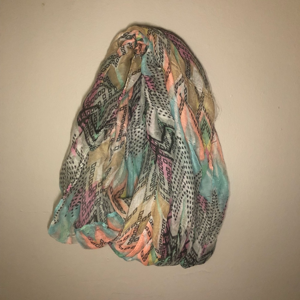 3/$15 Multicolor Patterned Infinity Scarf - Picture 2 of 5